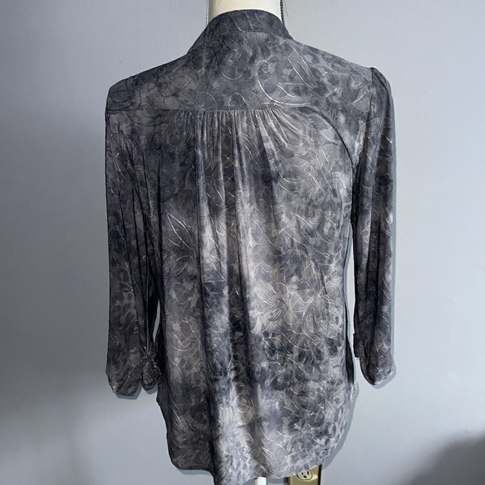 Textured Blouse! - Picture 3 of 13
